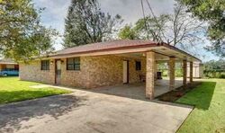 Pre-foreclosure in  Gardenia Dr Donaldsonville, LA 70346