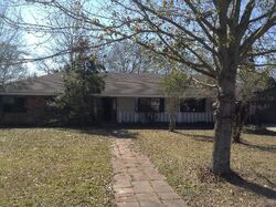 Pre-foreclosure in  E Woodlawn Ranch Rd Houma, LA 70363