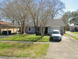 Pre-foreclosure in  Windingway Dr Baton Rouge, LA 70810