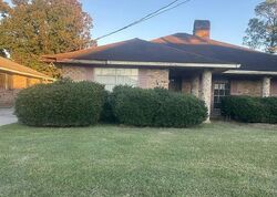 Pre-foreclosure in  N 28th St Baton Rouge, LA 70802