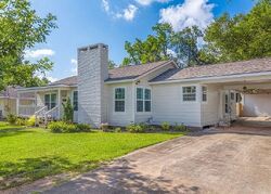 Pre-foreclosure in  10th St Lake Charles, LA 70601