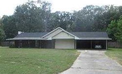 Pre-foreclosure in  CANEY RIDGE RD Monroe, LA 71203
