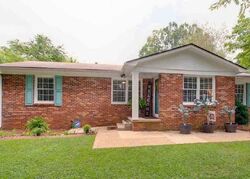 Pre-foreclosure in  Searcy Dr Nw Huntsville, AL 35810