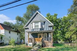Pre-foreclosure in  Middle St Three Rivers, MI 49093