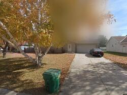Pre-foreclosure in  3rd Ave Nw Willmar, MN 56201