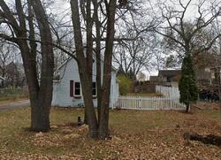 Pre-foreclosure in  3rd Ave Sw Rochester, MN 55902