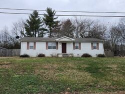  Gilliam Ln, Dickson TN