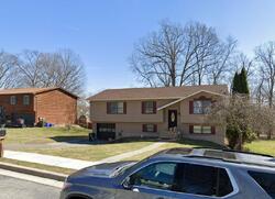 Pre-foreclosure in  Oakland Ave Walden, NY 12586