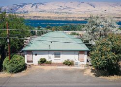 Pre-foreclosure in  Old Dufur Rd The Dalles, OR 97058