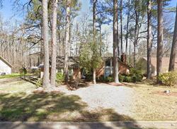 Pre-foreclosure in  Camelia Trl Brandon, MS 39047