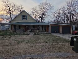  N 2nd St, Verona MO