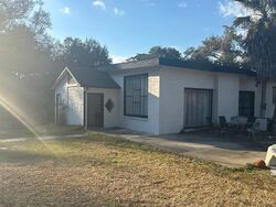 Pre-foreclosure in  Vega Dr Mobile, AL 36693