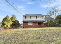 Pre-foreclosure in  Ridge Rd Parsippany, NJ 07054