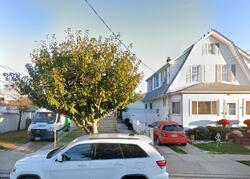 Pre-foreclosure in  Pine St Oceanside, NY 11572