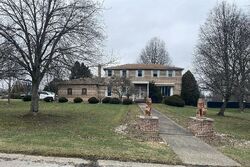 Pre-foreclosure in  Valley Brook Blvd Hinckley, OH 44233
