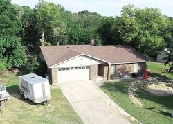 Pre-foreclosure in  Rattlesnake Trl Belton, TX 76513