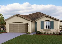 Pre-foreclosure in  E Harter Ct Visalia, CA 93292