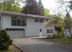 Pre-foreclosure in  HARWOOD RD Waterbury, CT 06706