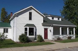  S Walnut St, Etna Green IN