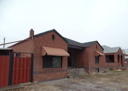 Pre-foreclosure in  LAKE AVE Pueblo, CO 81004