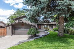 Pre-foreclosure in  S SUNDOWN DR Spokane, WA 99206