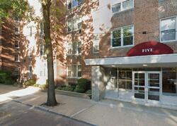 Pre-foreclosure in  SADORE LN Yonkers, NY 10710