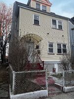 Pre-foreclosure in  TREACY AVE Newark, NJ 07108