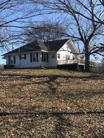 Pre-foreclosure in  HAMMETT HILL RD Bowling Green, KY 42101