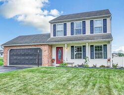 Pre-foreclosure in  WYATT CIR Dover, PA 17315