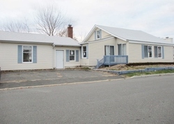 Pre-foreclosure in  7TH ST Keyport, NJ 07735