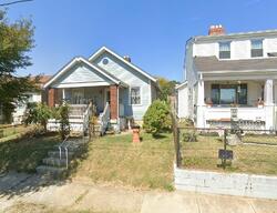 Pre-foreclosure in  HOSACK ST Columbus, OH 43207