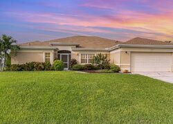 Pre-foreclosure in  NE 19TH ST Cape Coral, FL 33909