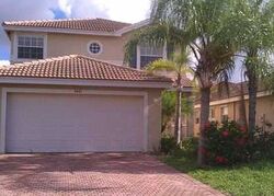 Pre-foreclosure in  QUEENSHIP CT Lake Worth, FL 33463