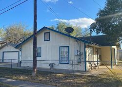 Pre-foreclosure in  Valencia San Antonio, TX 78237