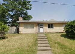 Pre-foreclosure in  Center St Walla Walla, WA 99362