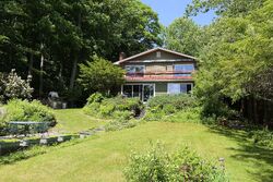 Pre-foreclosure in  Lake Shore Rd Putnam Valley, NY 10579
