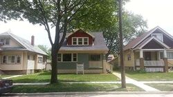 Pre-foreclosure in  N 28th St Milwaukee, WI 53209