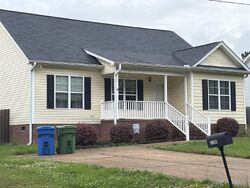  W Finch Ave, Middlesex NC