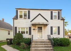 Pre-foreclosure in  Commercial Ave Chicago Heights, IL 60411