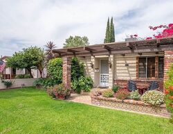 Pre-foreclosure in  Willowcrest Ave North Hollywood, CA 91606