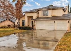 Pre-foreclosure in  Blueflax Ave Lancaster, CA 93536