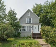 Pre-foreclosure in  W 5th St Duluth, MN 55806