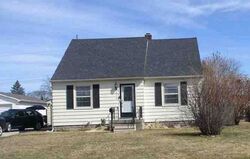 Pre-foreclosure in  Webb Dr Bay City, MI 48706