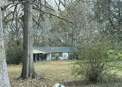 Pre-foreclosure in  Poplar Rd Alexander City, AL 35010