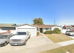 Pre-foreclosure in  Lolina Ln Cypress, CA 90630