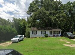 Pre-foreclosure in  Lockett Dr Danville, VA 24541