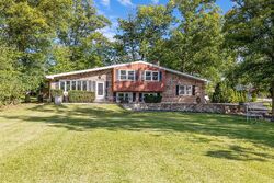 Pre-foreclosure in  Forest Ln Lockport, IL 60441