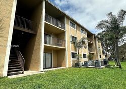 Pre-foreclosure in  PALM CIR W  Hollywood, FL 33025