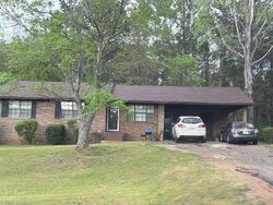  W Lafayette St, Dadeville AL