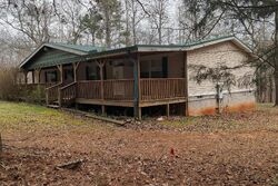 Pre-foreclosure in  Riverbend Rd Jackson, GA 30233
